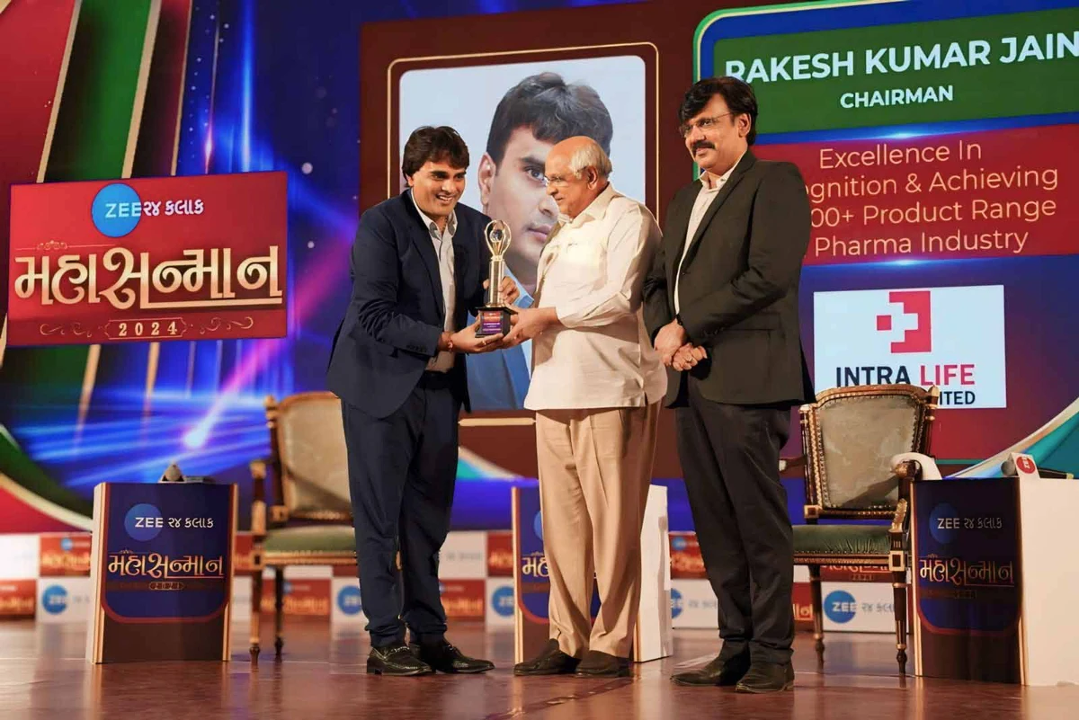 Recognition from Bhupendra Patel - official Intra Life archive photo